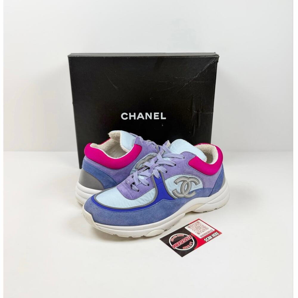 Size 9.5 - Chanel Interlocking CC Trainers